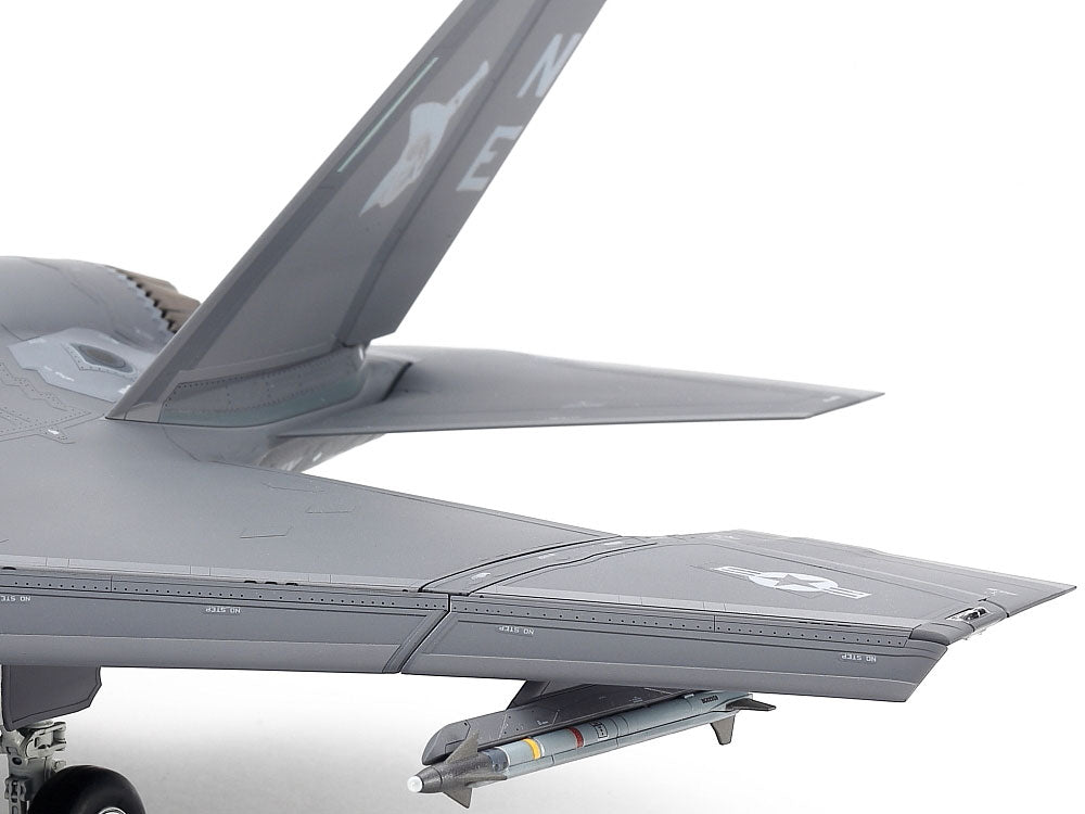 Tamiya Lockheed Martin F-35C Lightning II (1:48)