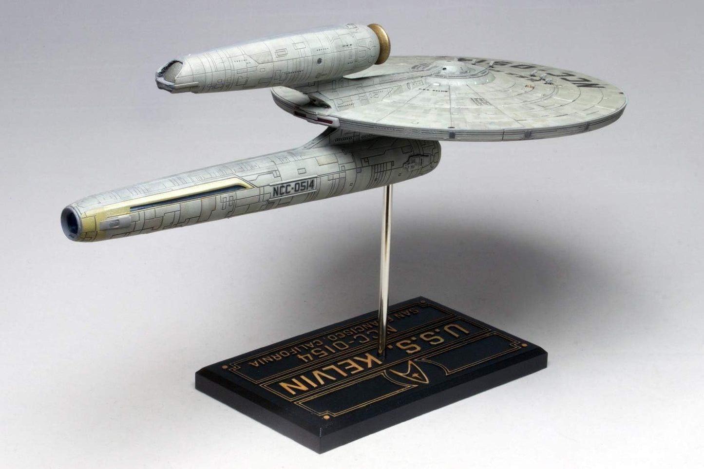 Moebius Models Star Trek U.S.S. Kelvin NCC-0514 (1:1000)