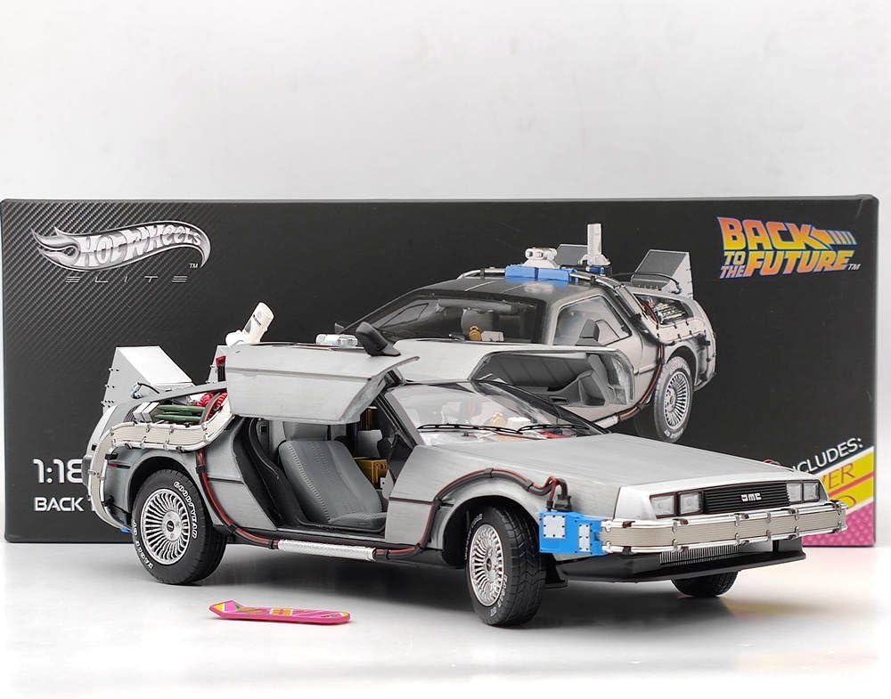 Hot Wheels Elite DMC DeLorean Back to the Future Time Machine with Mr. Fusion (1:18)