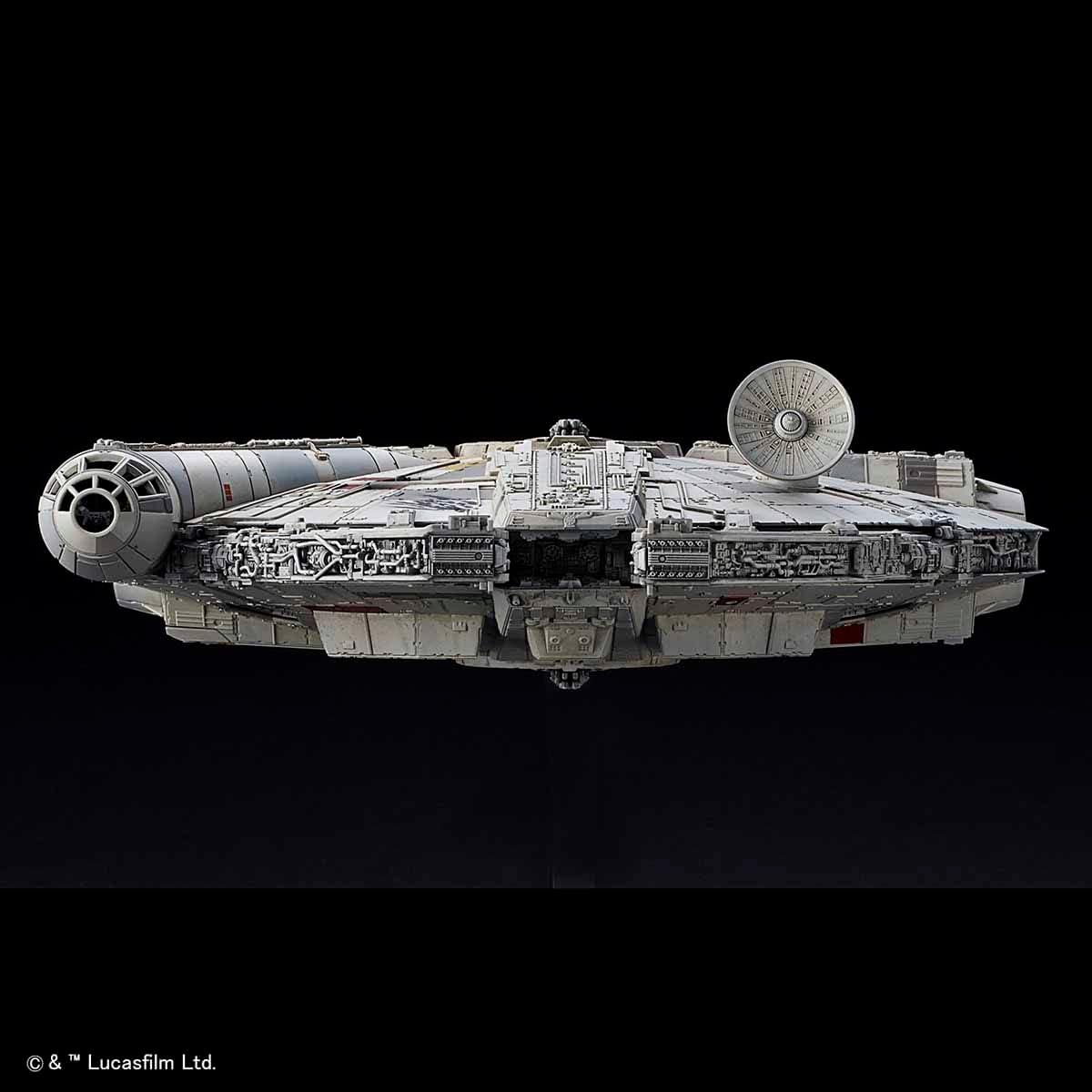 Bandai Star Millennium Falcon (Star Wars: The Rise of Skywalker) (1:144)