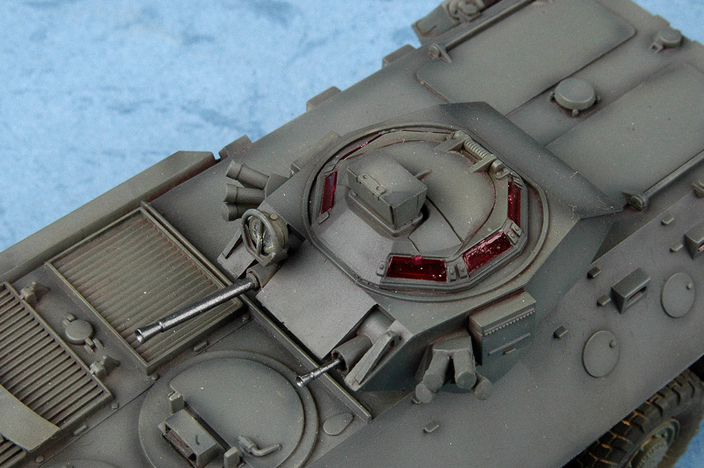 Trumpeter Canadian AVGP Grizzly (Early) (1:35)