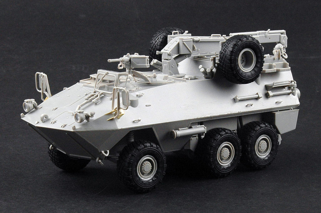 Trumpeter Canadian Husky 6x6 AVGP (Improved Version) (1:35)