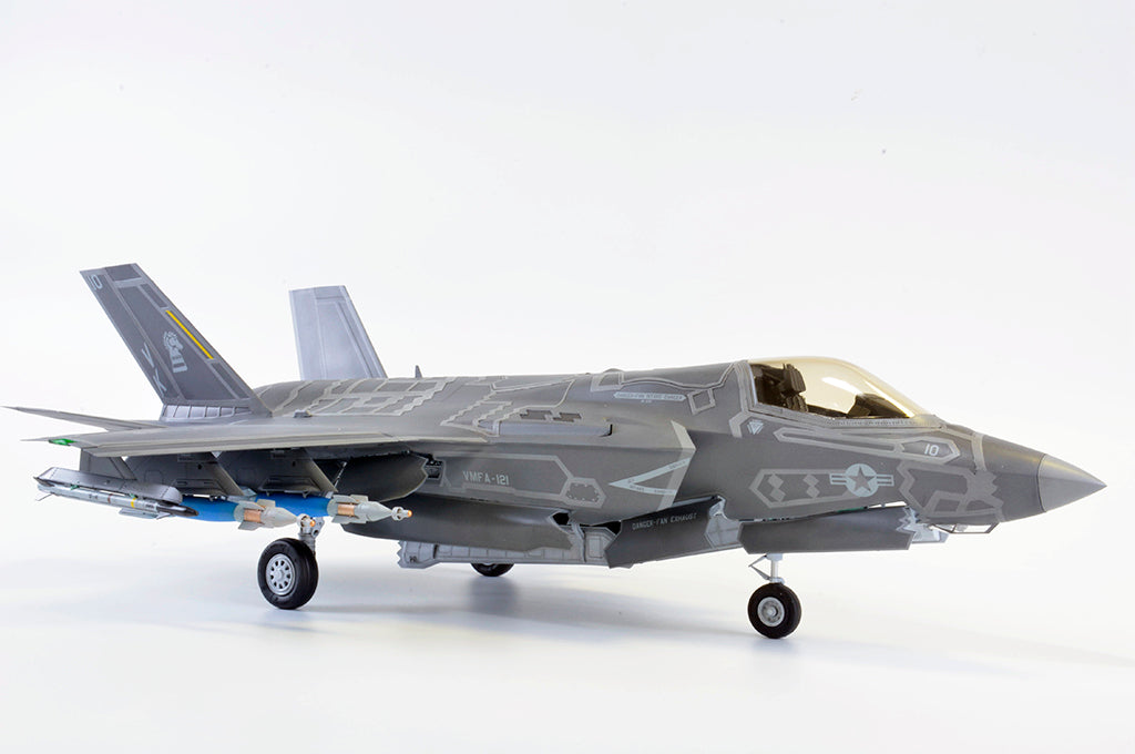 Trumpeter F-35B Lightning (1:32)