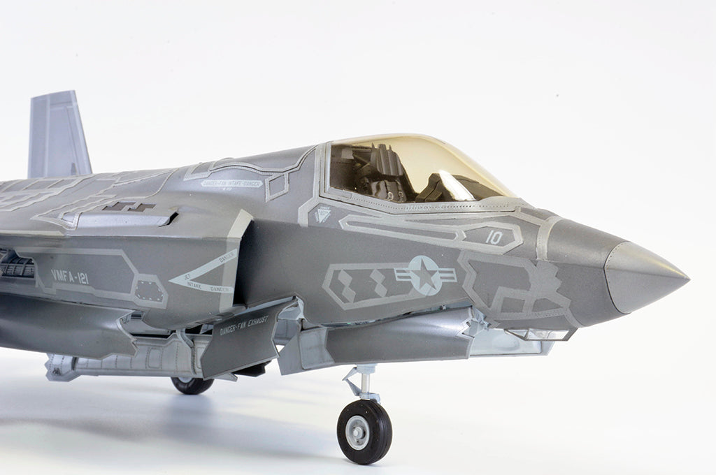 Trumpeter F-35B Lightning (1:32)