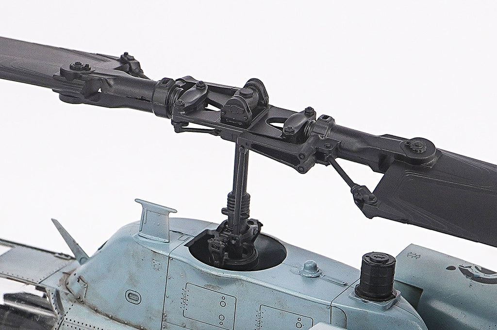 Trumpeter AH-1W Super Cobra (Turned Exhaust) (1:35)