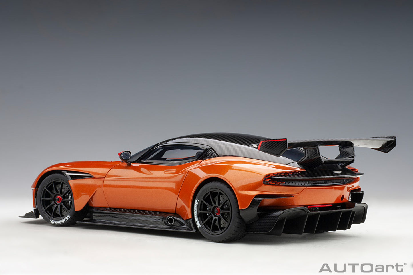 AUTOart Aston Martin Vulcan - Madagascar Orange (1:18)