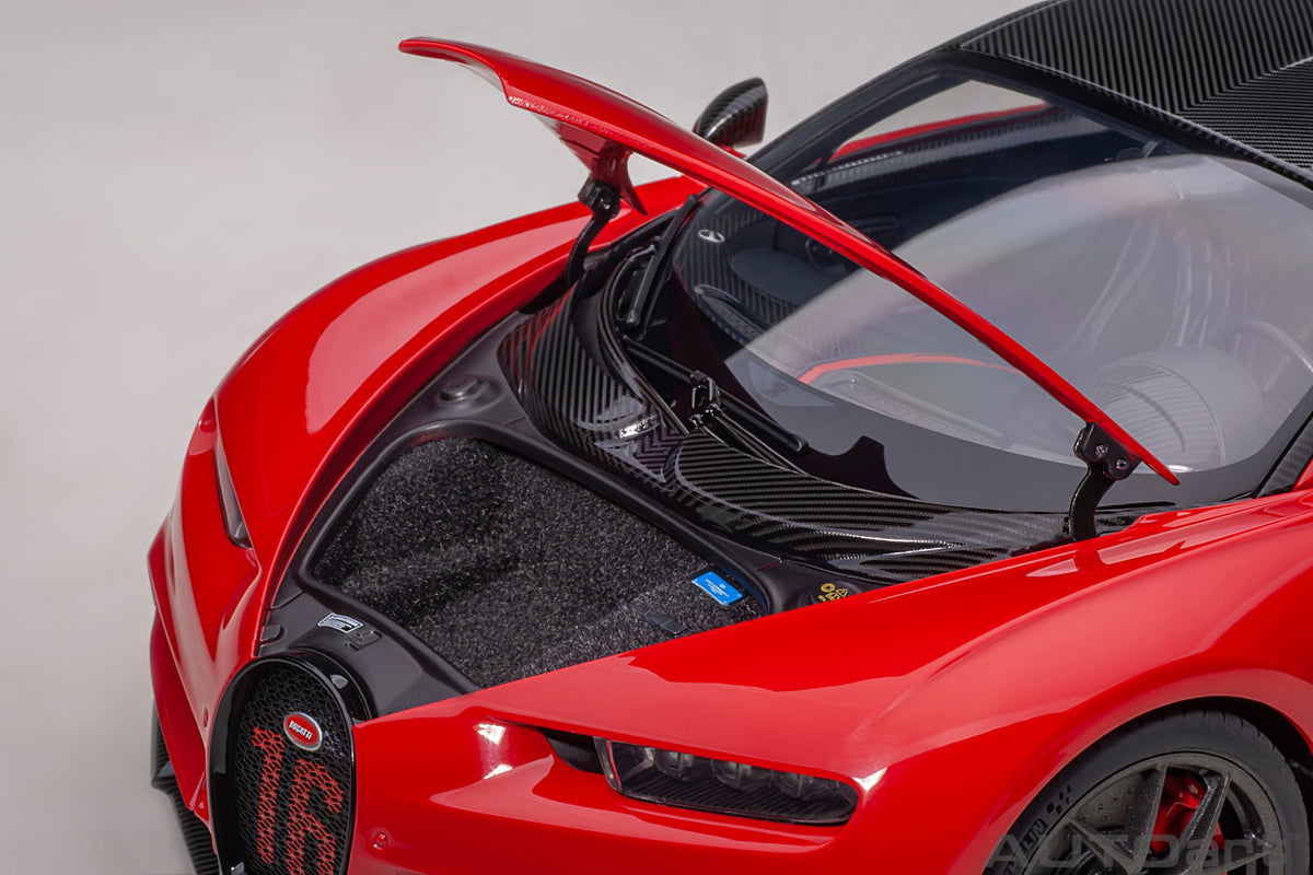 AUTOart 2019 Bugatti Chiron Sport - Italian Red/Carbon (1:18)