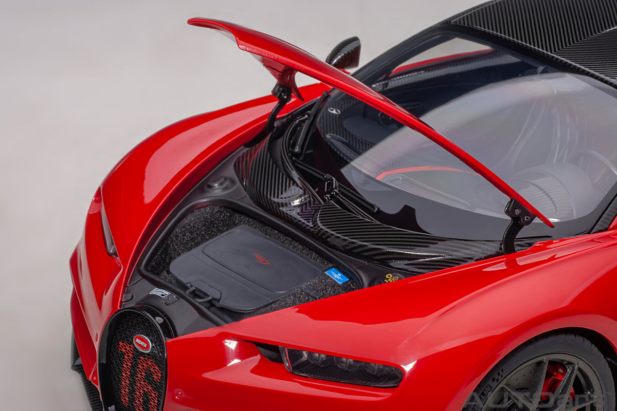 AUTOart 2019 Bugatti Chiron Sport - Italian Red/Carbon (1:18)