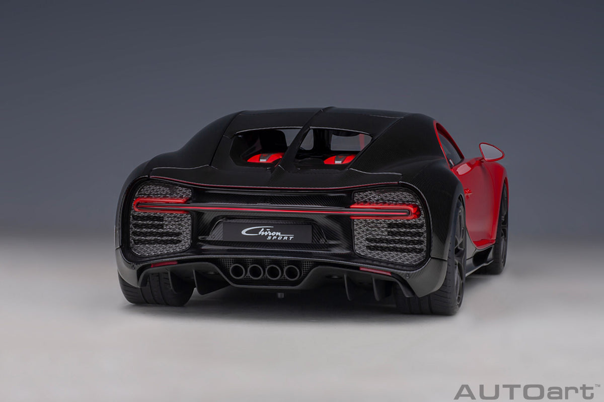 AUTOart 2019 Bugatti Chiron Sport - Italian Red/Carbon (1:18)