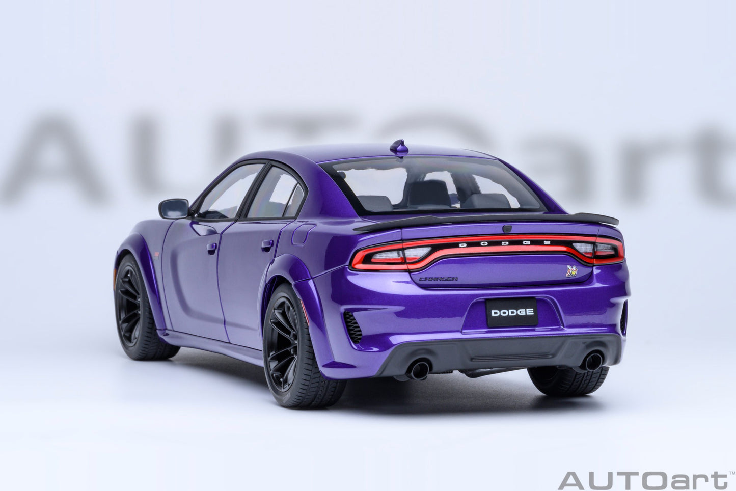 AUTOart Dodge Charger Scat Pack Widebody - Plum Crazy (1:18)