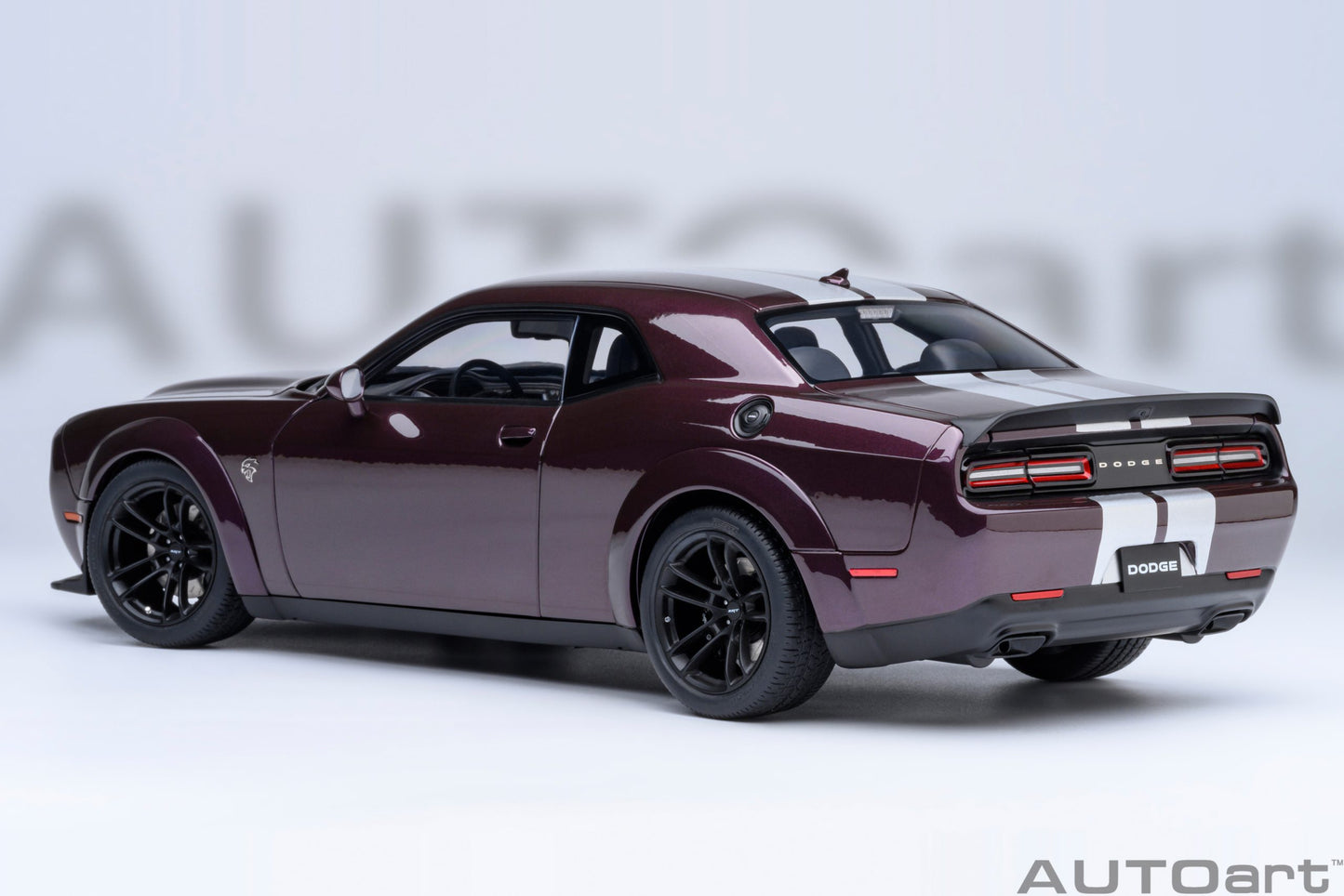 AUTOart 2022 Dodge Challenger SRT Jailbreak - Hellraisin/Purple (1:18)