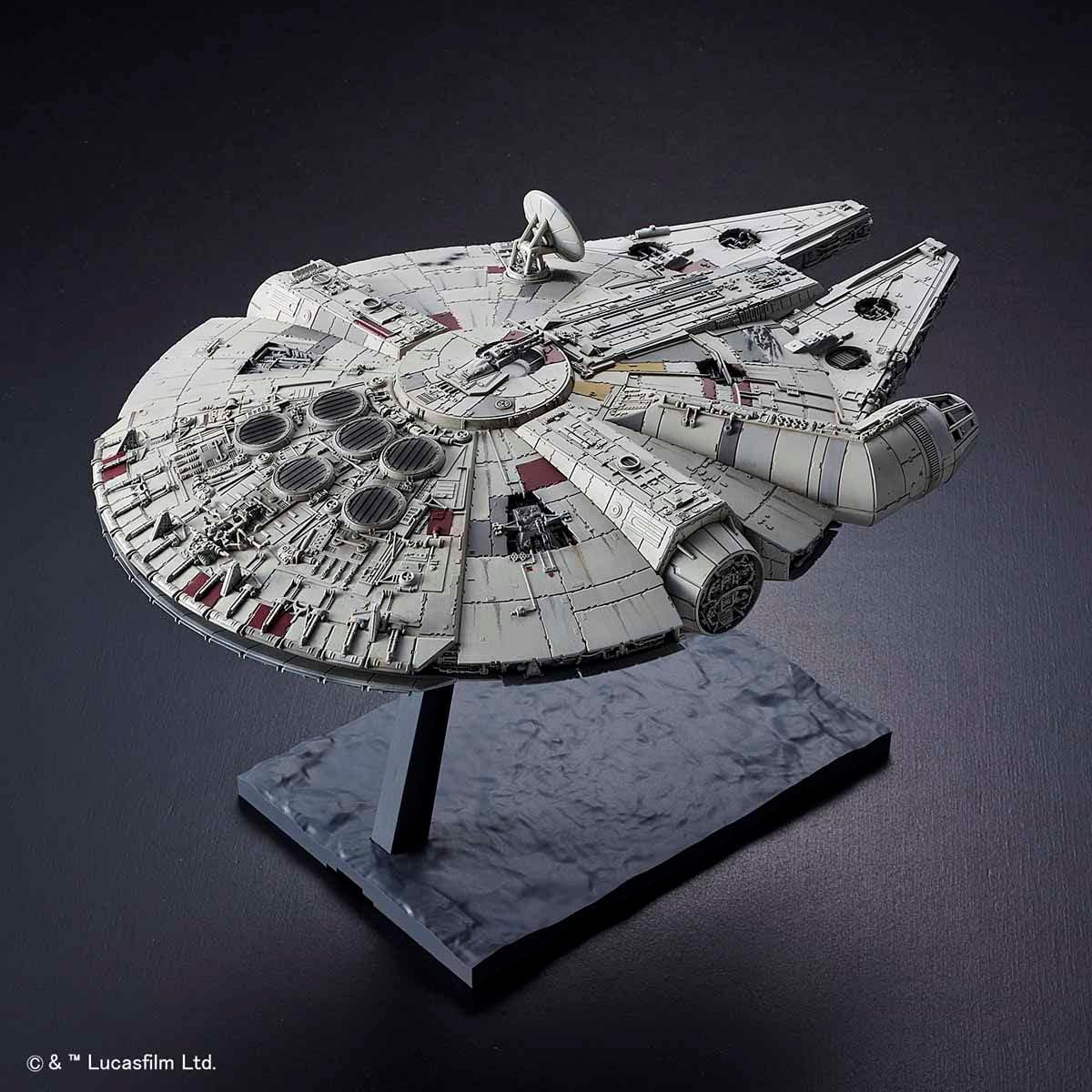 Bandai Star Millennium Falcon (Star Wars: The Rise of Skywalker) (1:144)