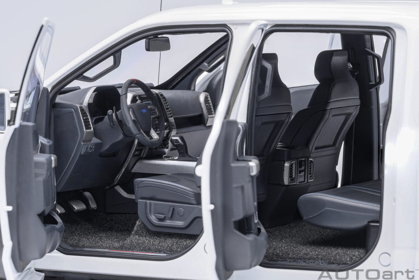 AUTOart 2019 Ford F-150 Raptor - Oxford White (1:18)