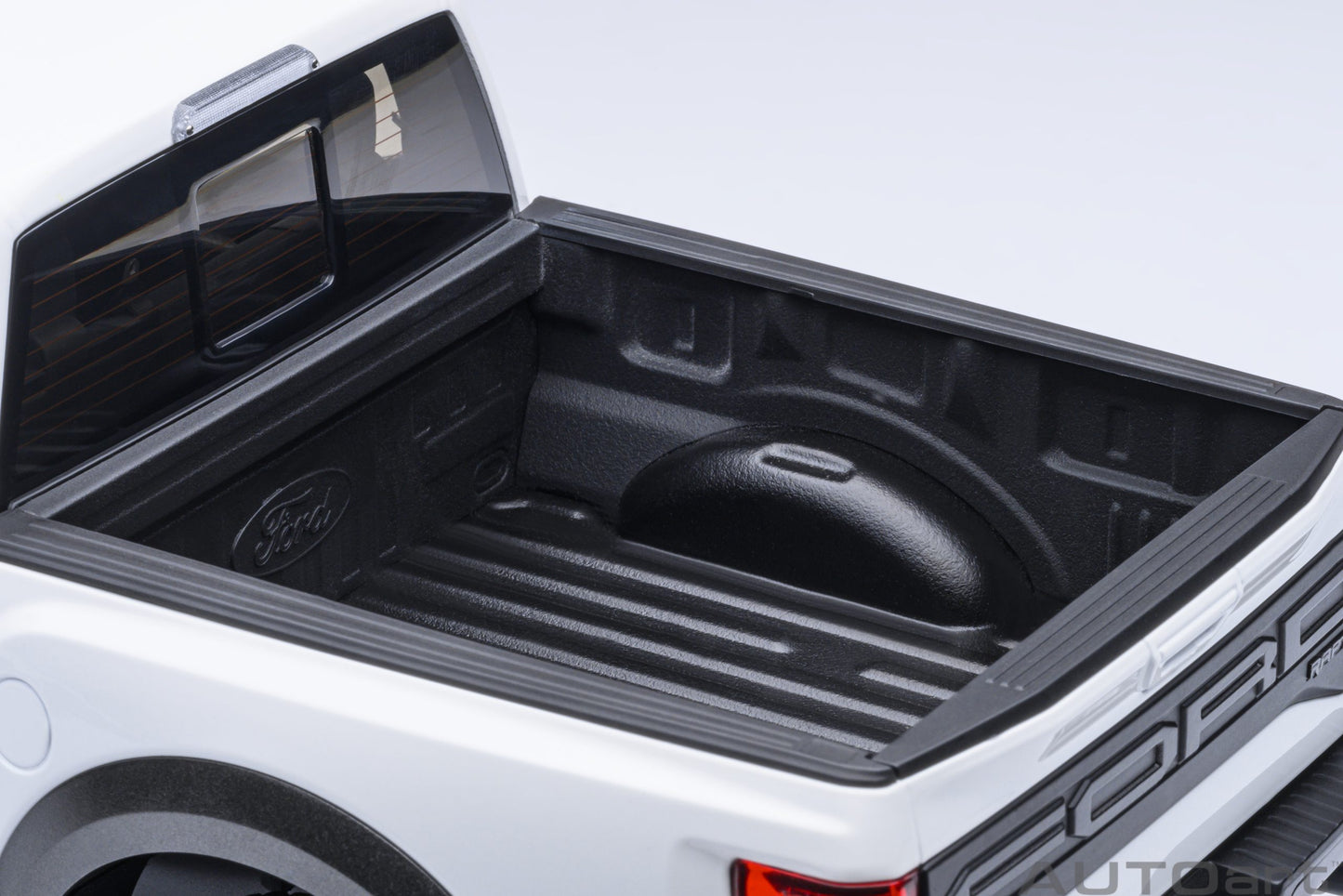 AUTOart 2019 Ford F-150 Raptor - Oxford White (1:18)