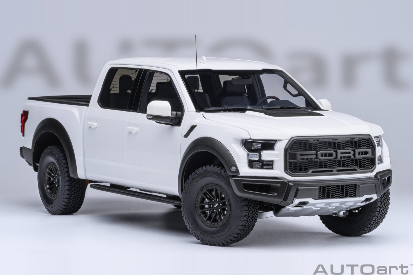 AUTOart 2019 Ford F-150 Raptor - Oxford White (1:18)