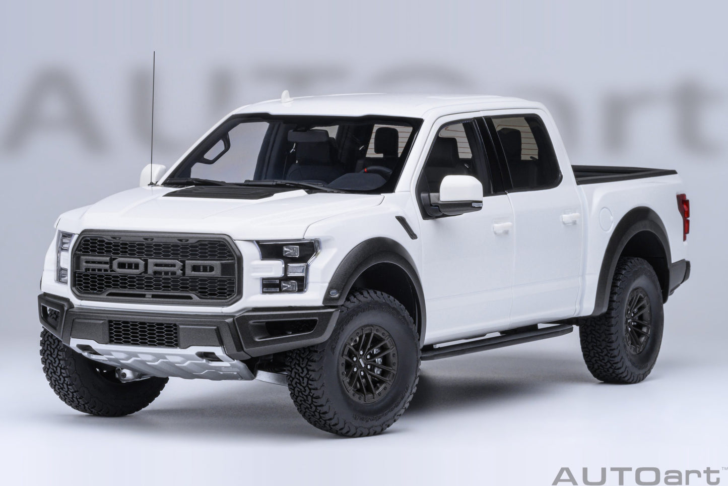 AUTOart 2019 Ford F-150 Raptor - Oxford White (1:18)