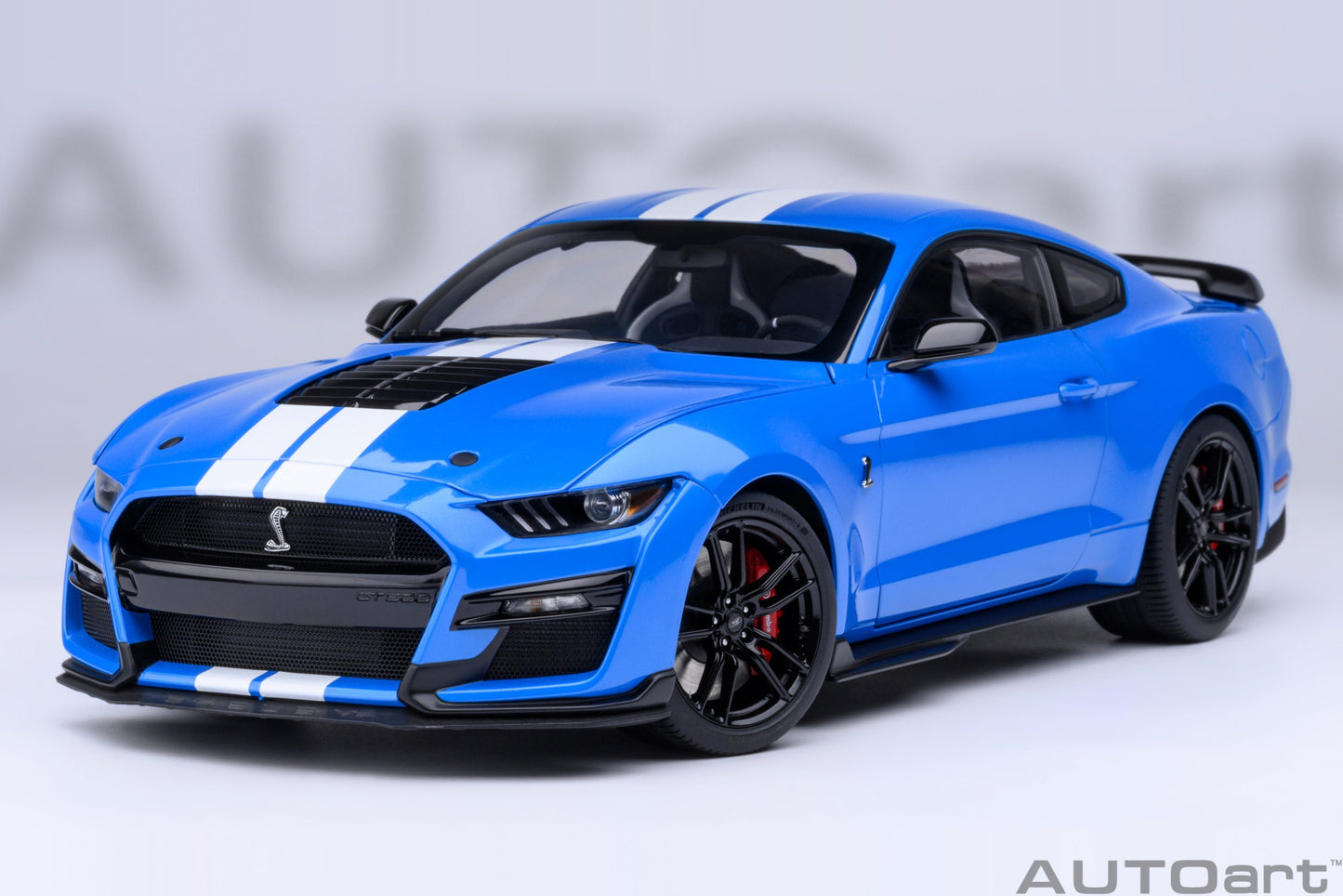 AUTOart Ford Mustang Shelby GT500 - Grabber Blue (1:18)