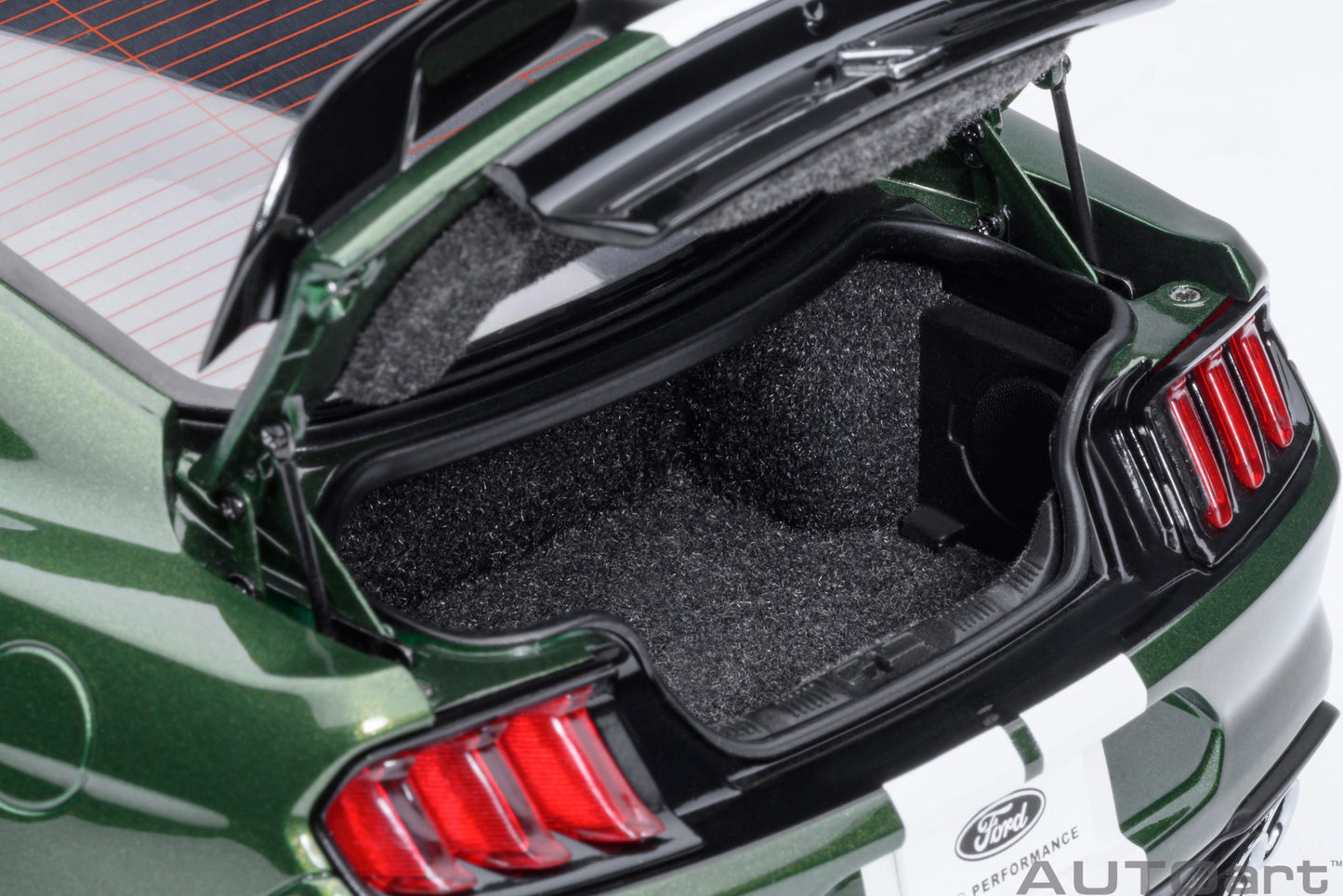 AUTOart Ford Mustang Shelby GT500 - Eruption Green (1:18)