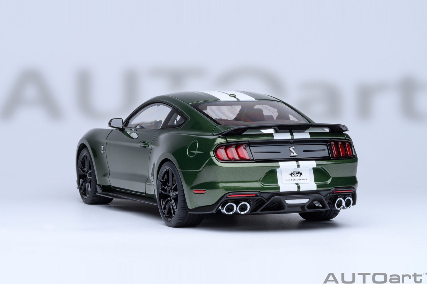 AUTOart Ford Mustang Shelby GT500 - Eruption Green (1:18)