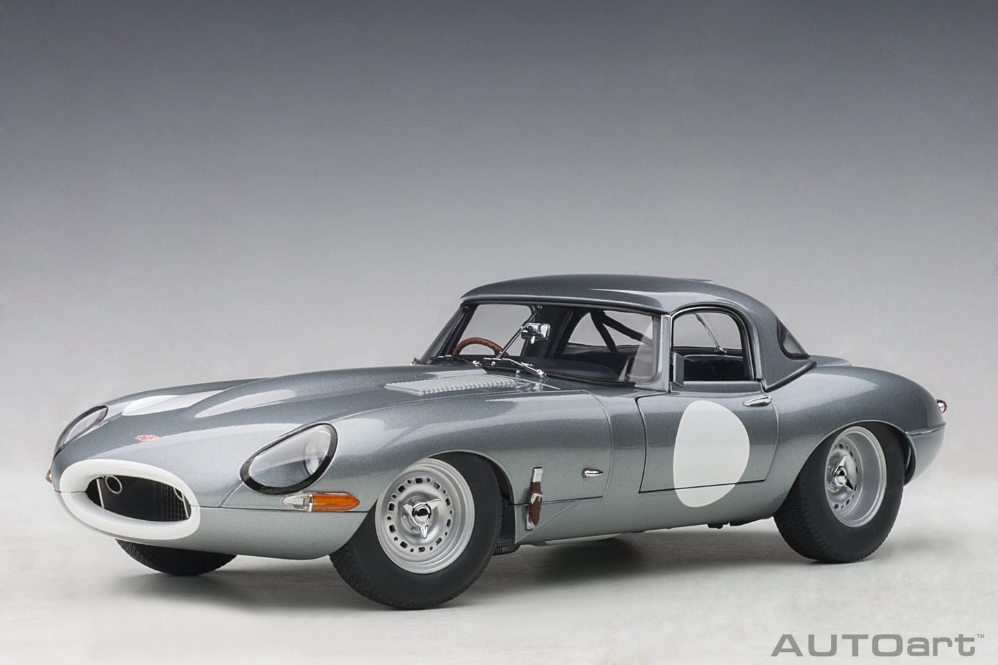 AUTOart Jaguar E-Type Lightweight - Silver (1:18)