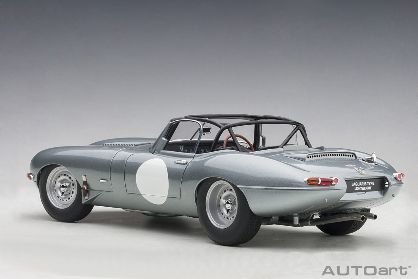 AUTOart Jaguar E-Type Lightweight - Silver (1:18)