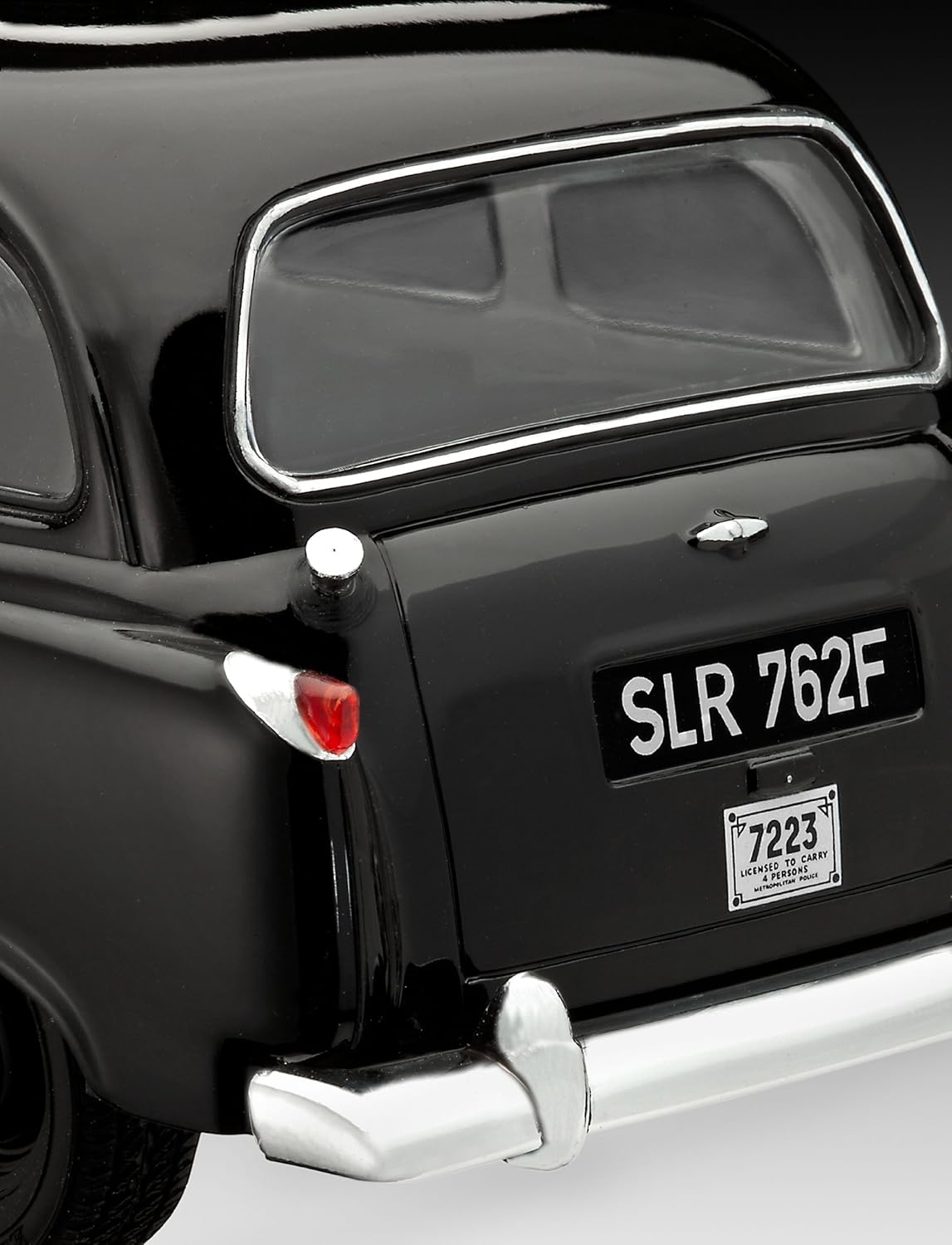 Revell London Taxi (1:24)