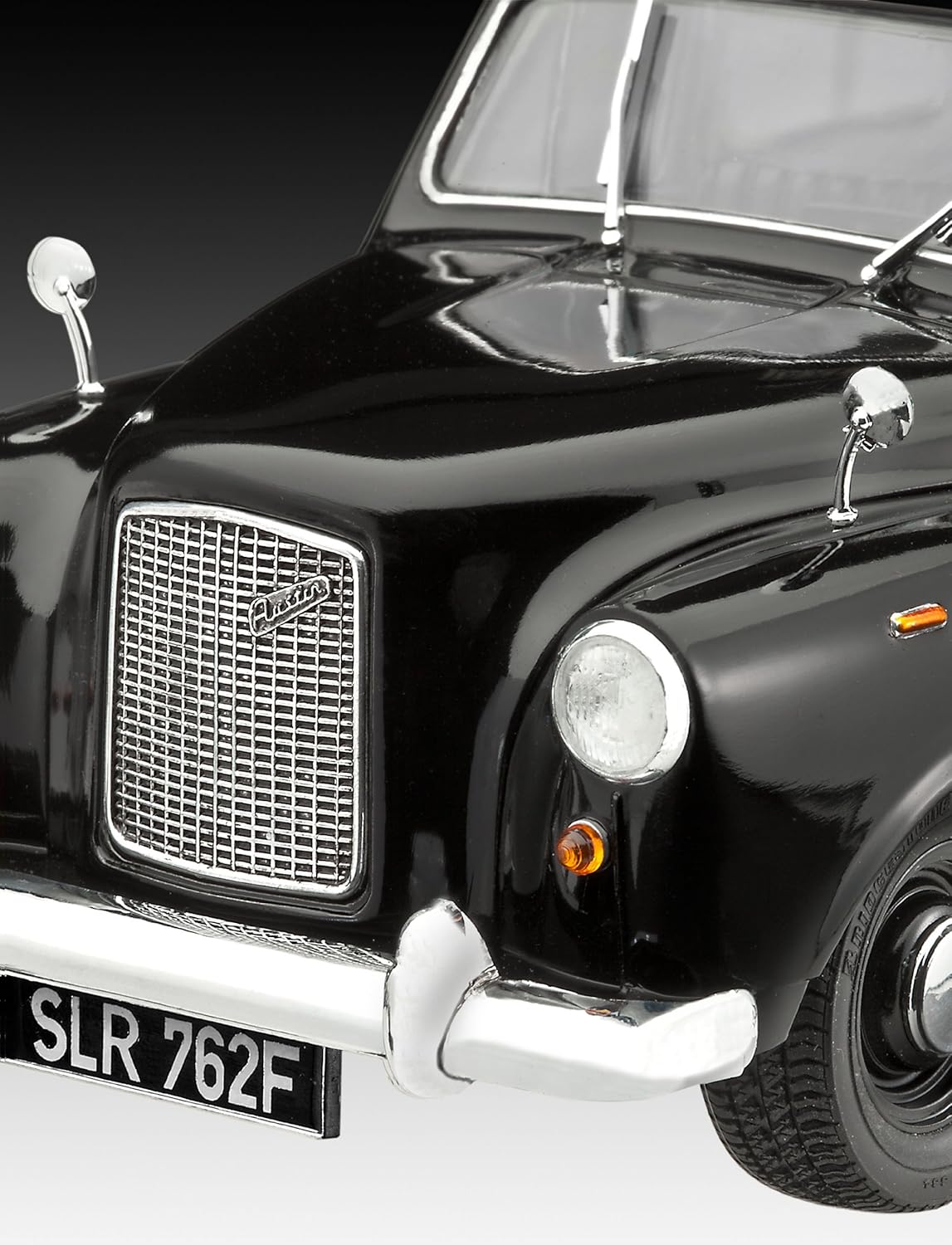 Revell London Taxi (1:24)