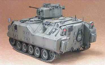 AFV Club NATO AIFV (Armored Infantry Fighting Vehicle with 25mm Cannon) (1:35)