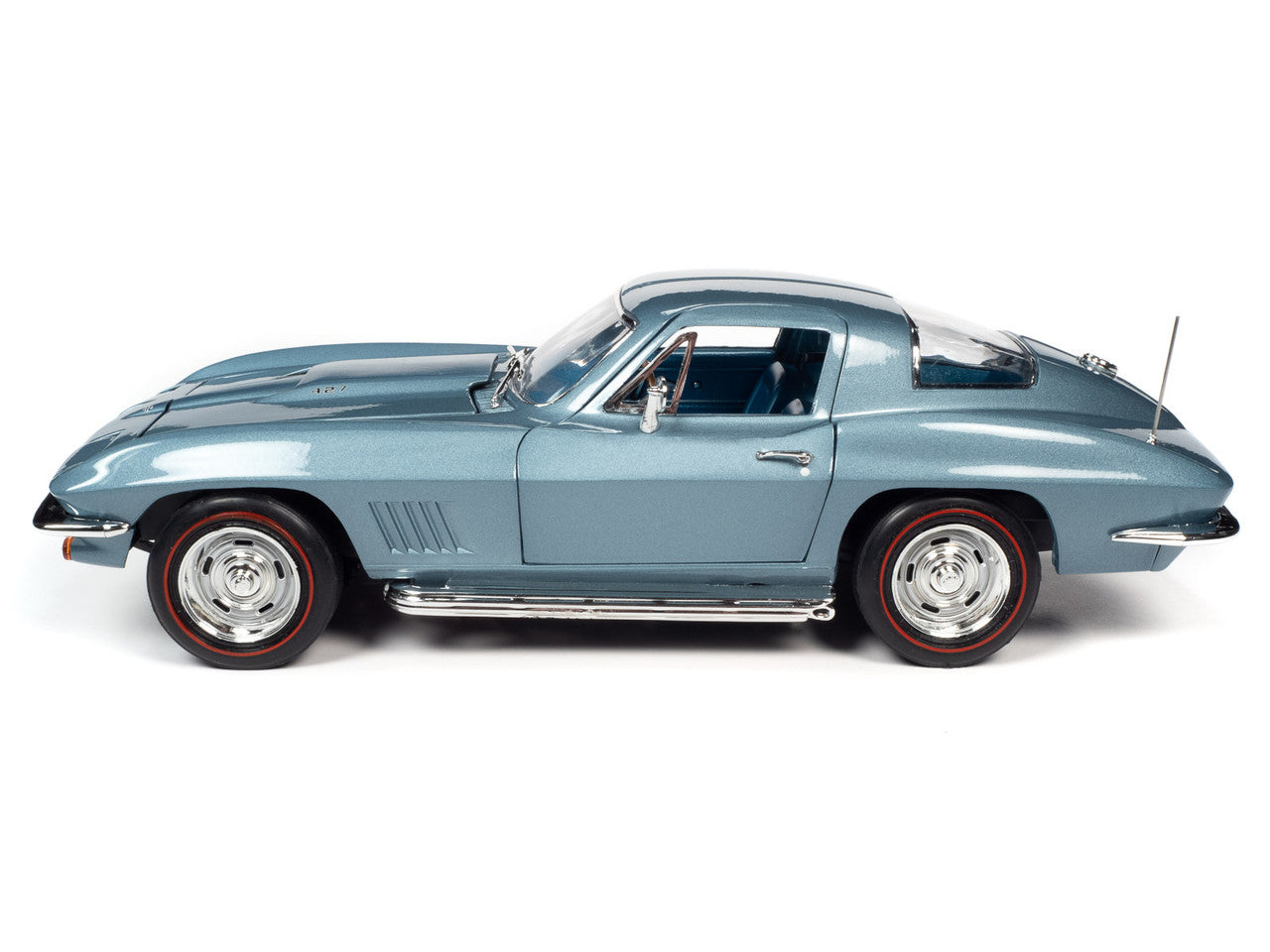 Auto World MCACN 1967 Chevy Corvette 427 - Elkhart Blue (1:18)
