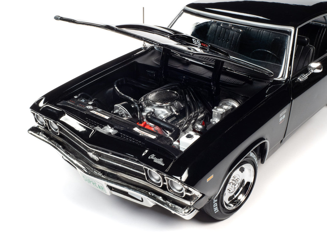 Auto World 1969 Baldwin Motion Chevelle Phase III - Tuxedo Black (1:18)