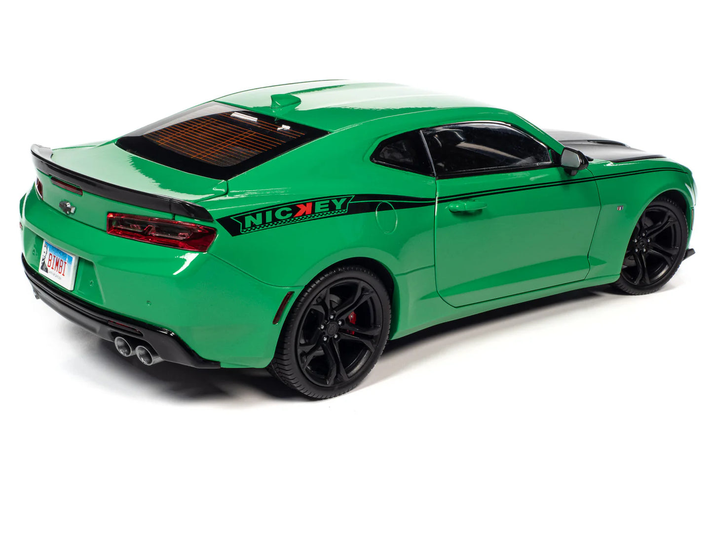 Auto World 2017 Nickey Chevy Camaro SS 1LE - Krypton Green (1:18)