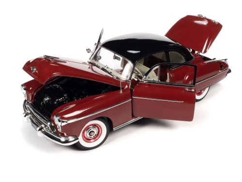 Auto World 1950 Oldsmobile Rocket 88 - Chariot Red (1:18)