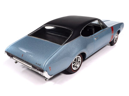 Auto World 1968 Oldsmobile 442 W30 Holiday Coupe - Teal Frost (1:18)