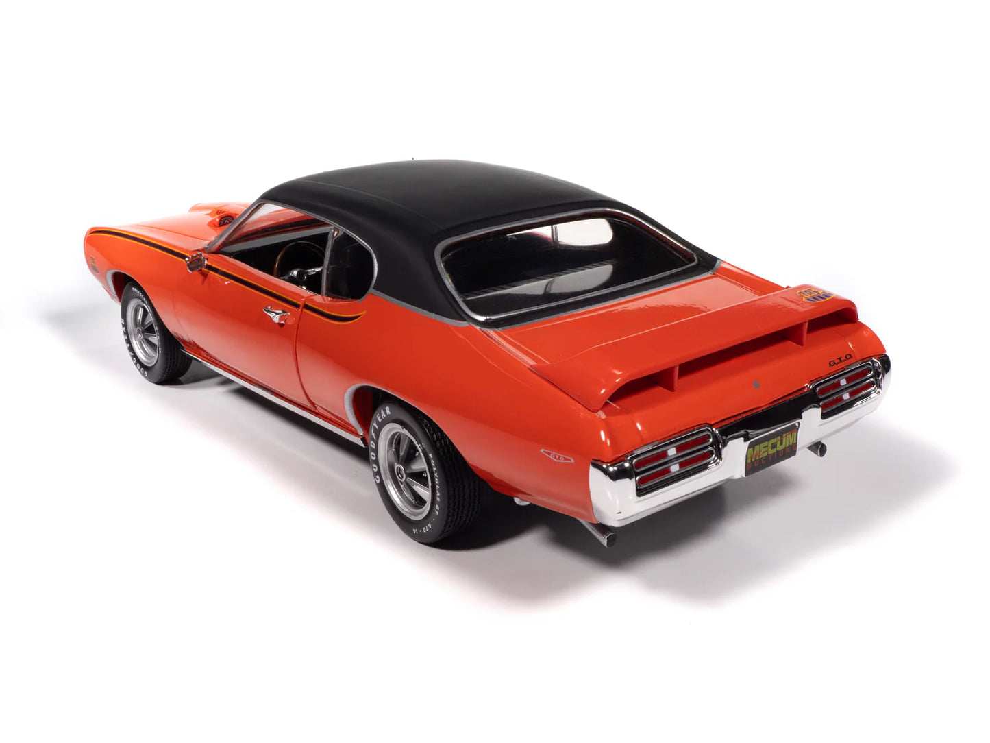 Auto World Mecum Auctions 1969 Pontiac GTO Judge - Carousel Red (1:18)