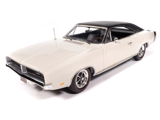 Auto World 1969 Dodge Charger R/T - White (1:18)