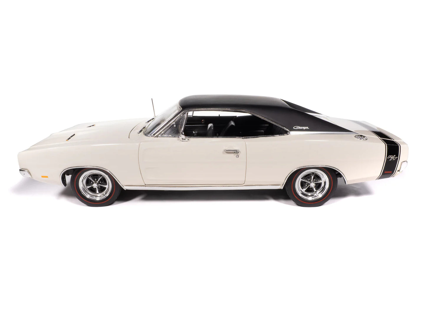 Auto World 1969 Dodge Charger R/T - White (1:18)