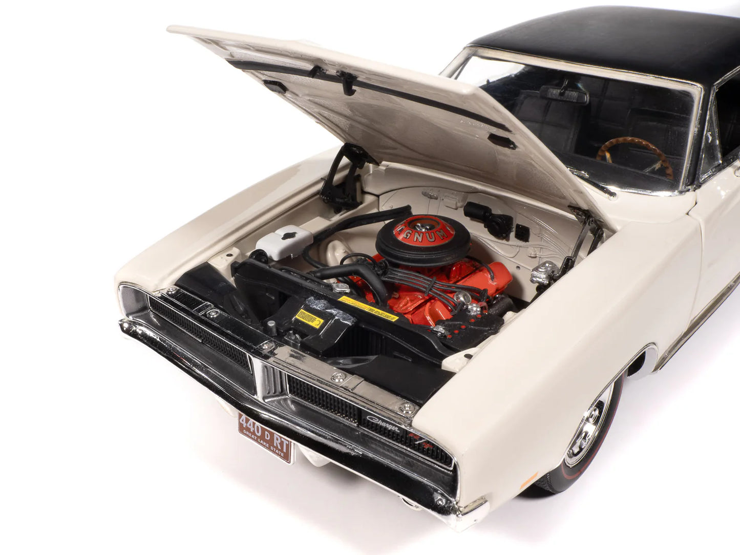 Auto World 1969 Dodge Charger R/T - White (1:18)