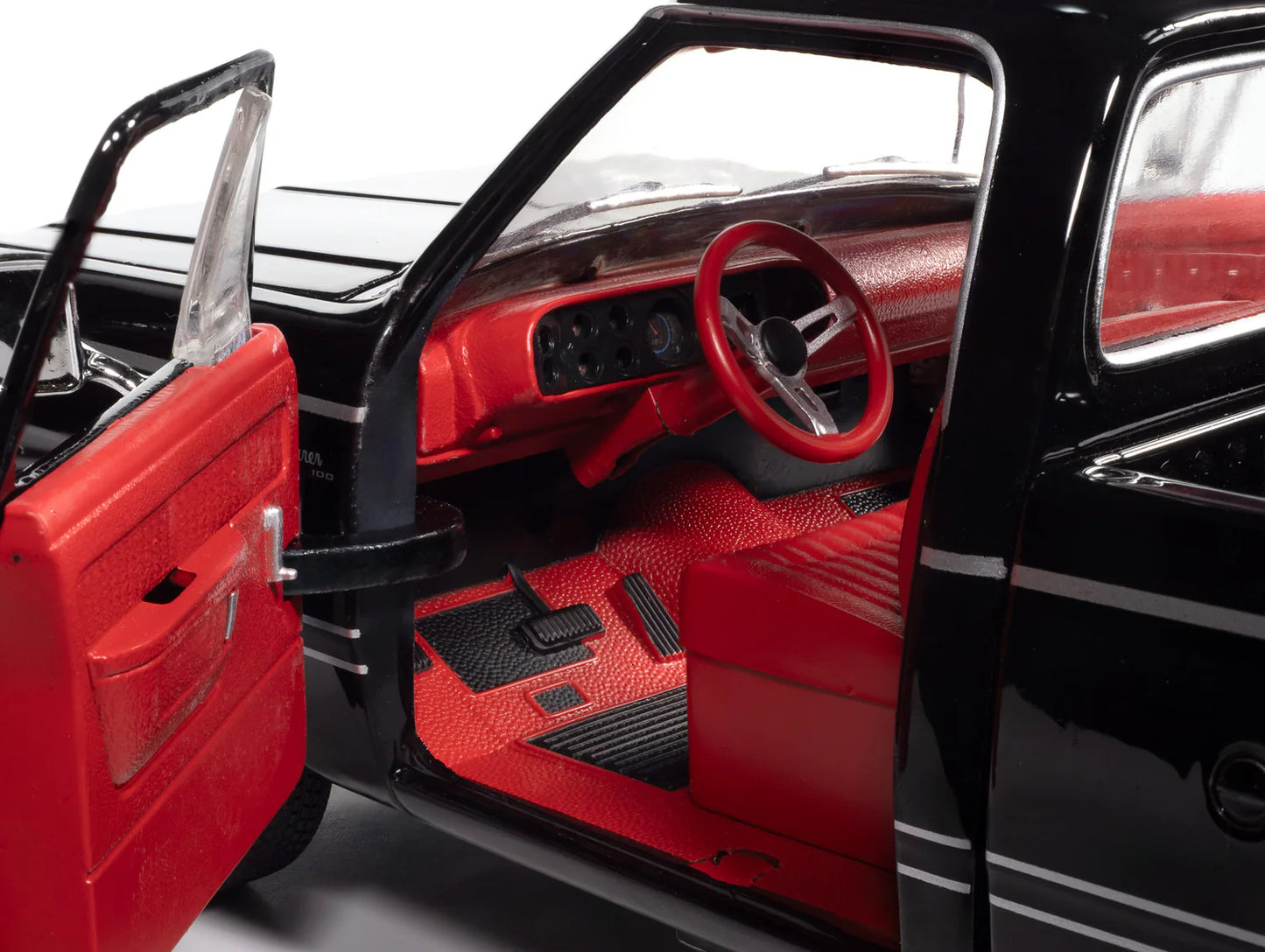 Auto World 1979 Dodge Adventurer Sweptline - Classic Black (1:18)