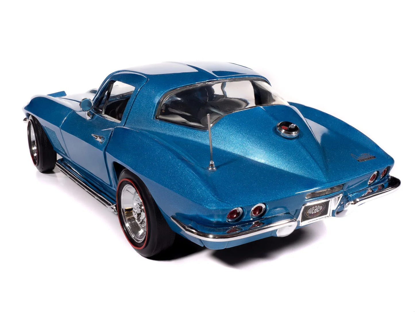 Auto World 1967 Chevrolet Corvette Stingray - Marina Blue (1:18)