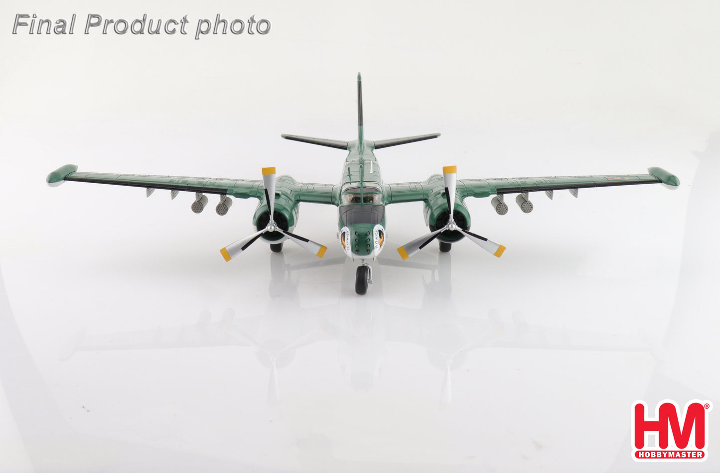 Hobby Master Douglas B-26K Counter Invader (1:72)