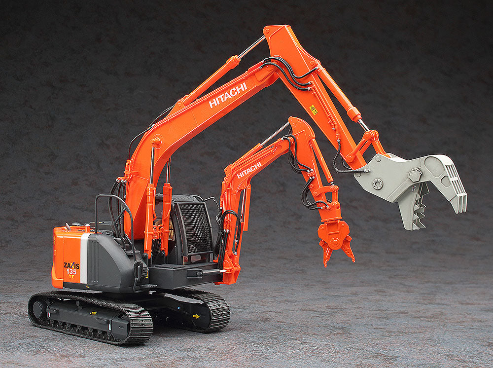 Hasegawa Hitachi Double Arm Working Machine ASTACO NEO Crusher/Cutter (1:35)