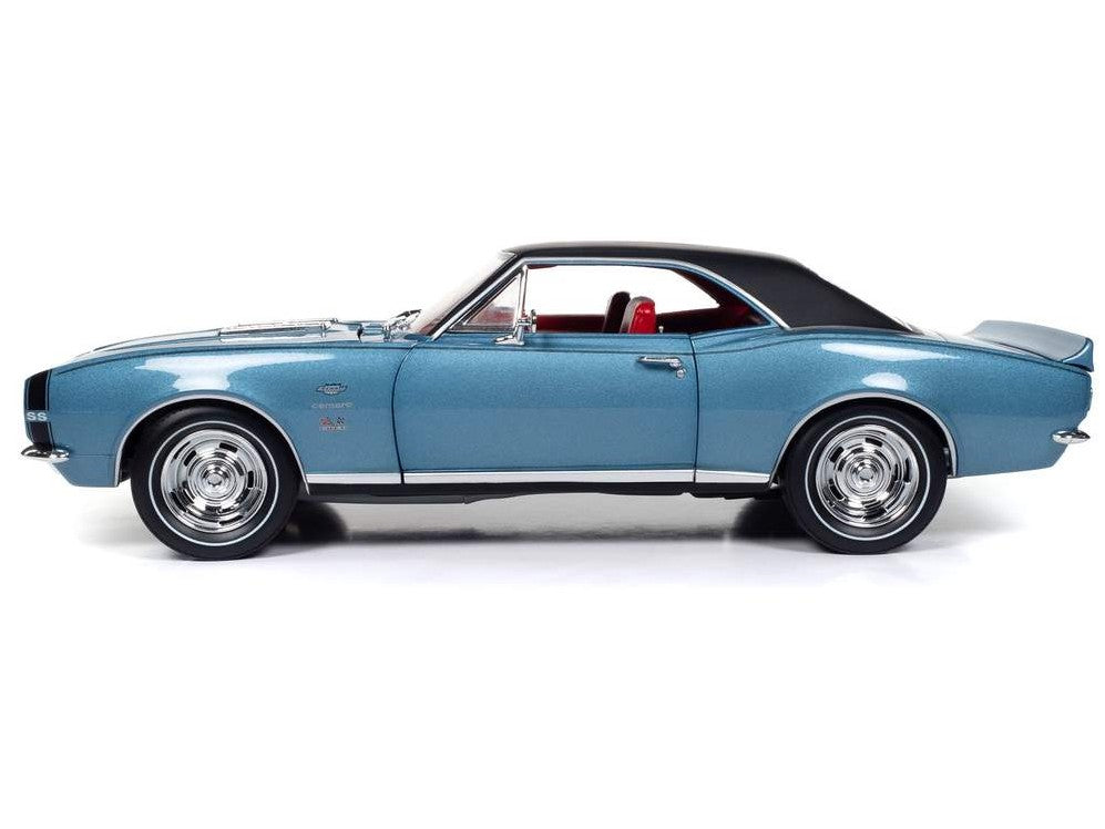 Auto World MCACN 1967 Yenko Chevy Camaro YS760 - Nantucket Blue (1:18)