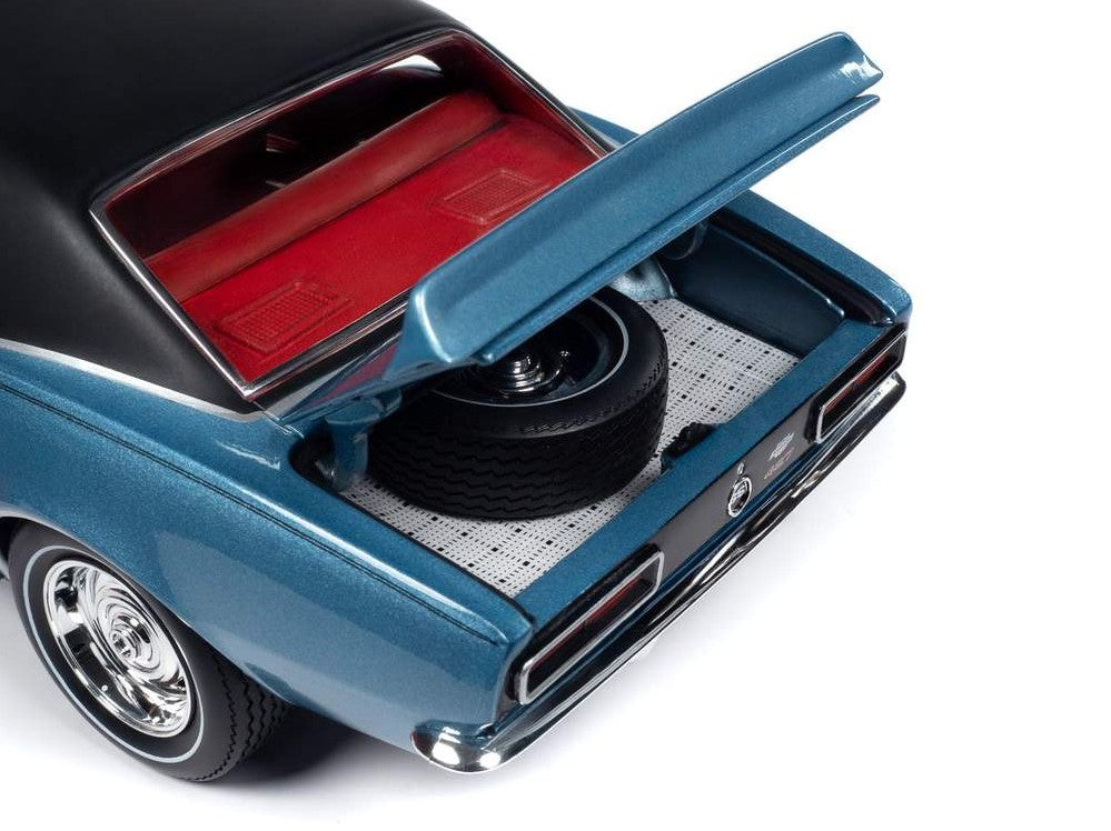 Auto World MCACN 1967 Yenko Chevy Camaro YS760 - Nantucket Blue (1:18)