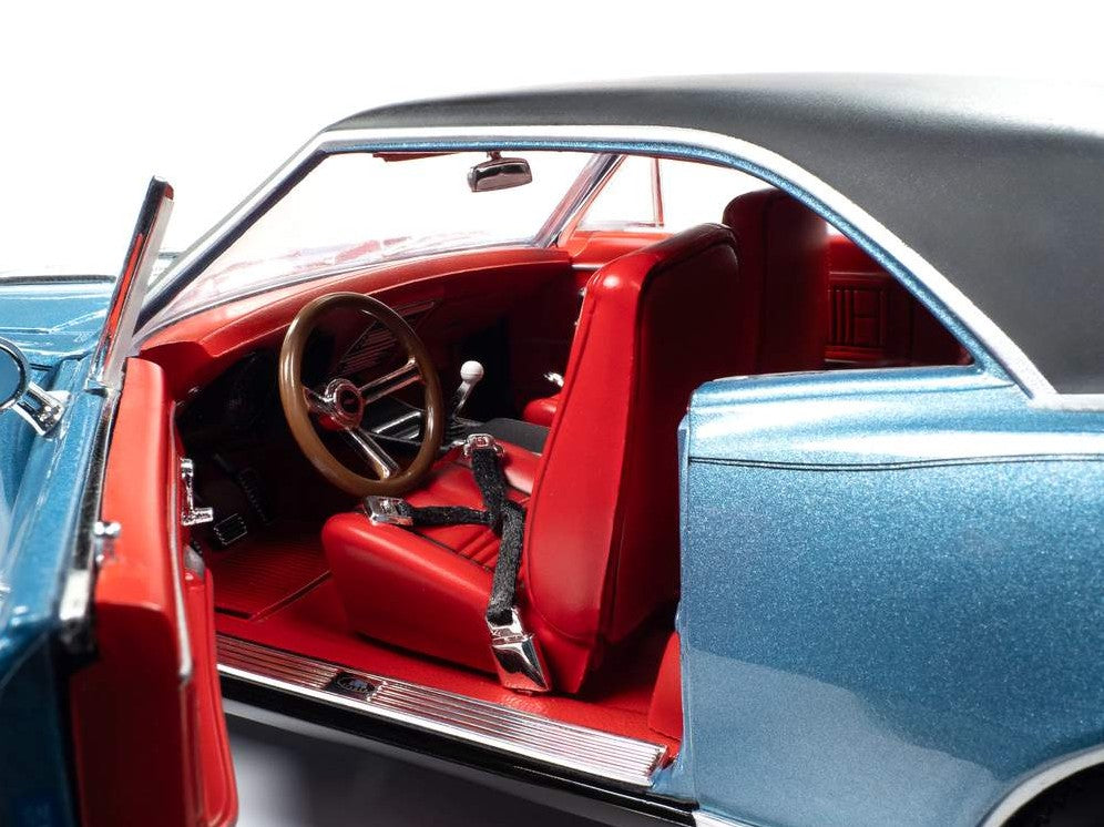 Auto World MCACN 1967 Yenko Chevy Camaro YS760 - Nantucket Blue (1:18)