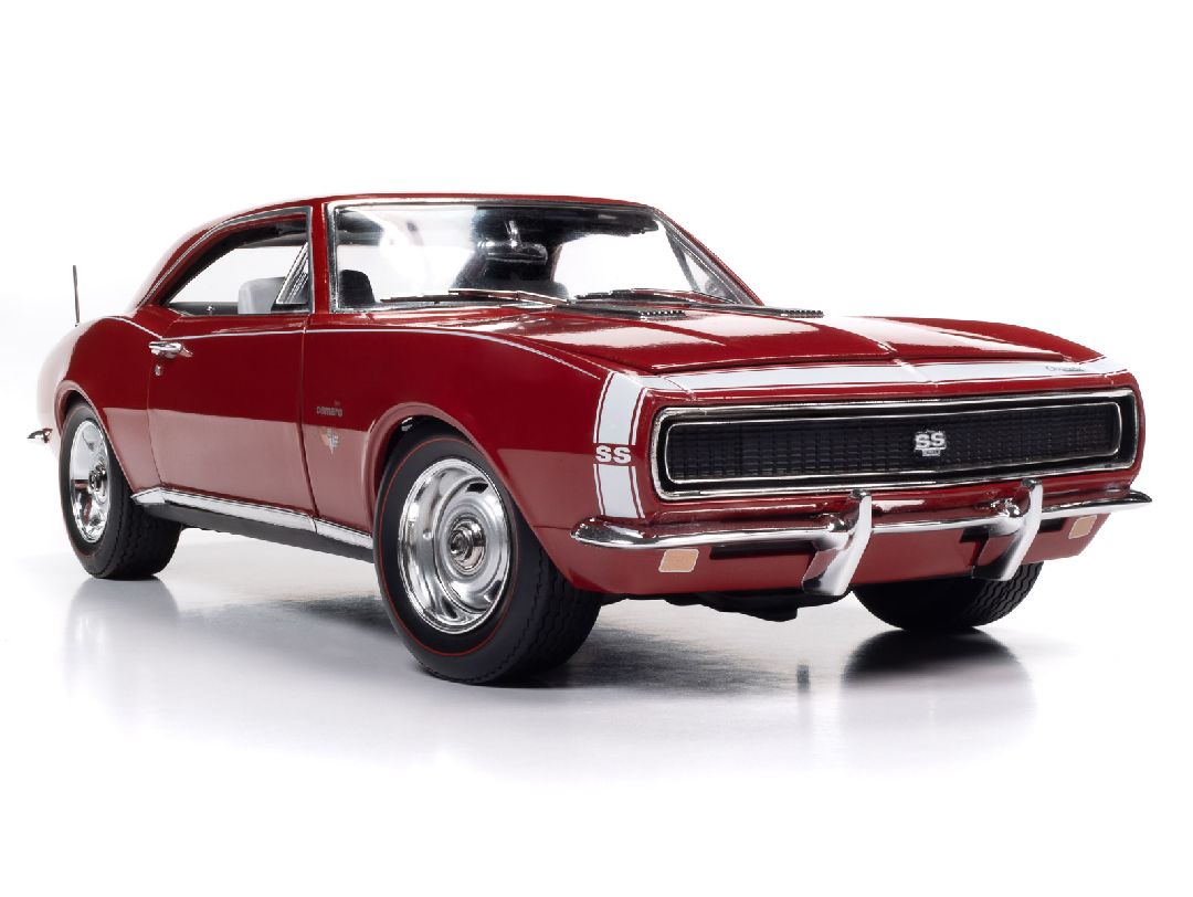 Auto World 1967 Chevy Camaro RS/SS - Bolero Red (1:18)