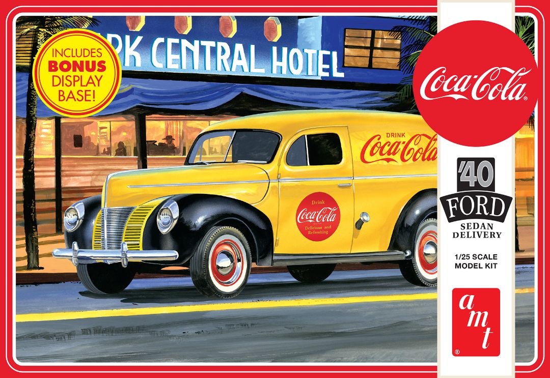 AMT 1940 Ford Coca Cola Sedan Delivery (1:25)