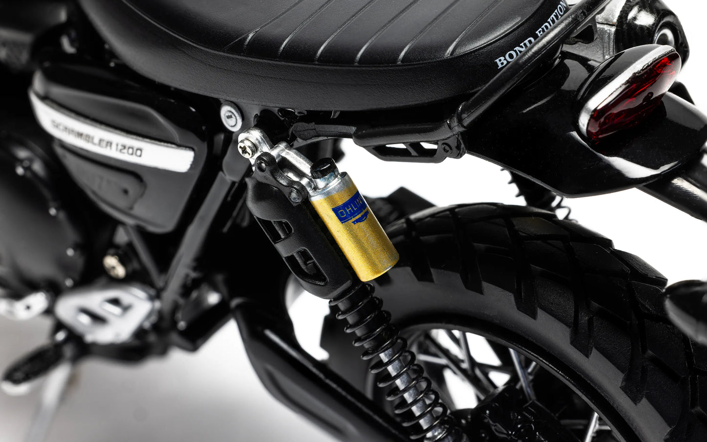 Corgi 007 Bond Edition Triumph Scrambler 1200 (1:12)
