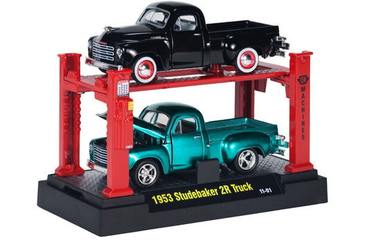 M2 Machines Auto-Lift 1953 Studebaker 2R Truck (1:64)