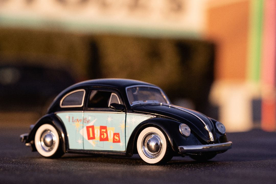 Jada I Love the 50's 1959 Volkswagen Beetle (1:24)