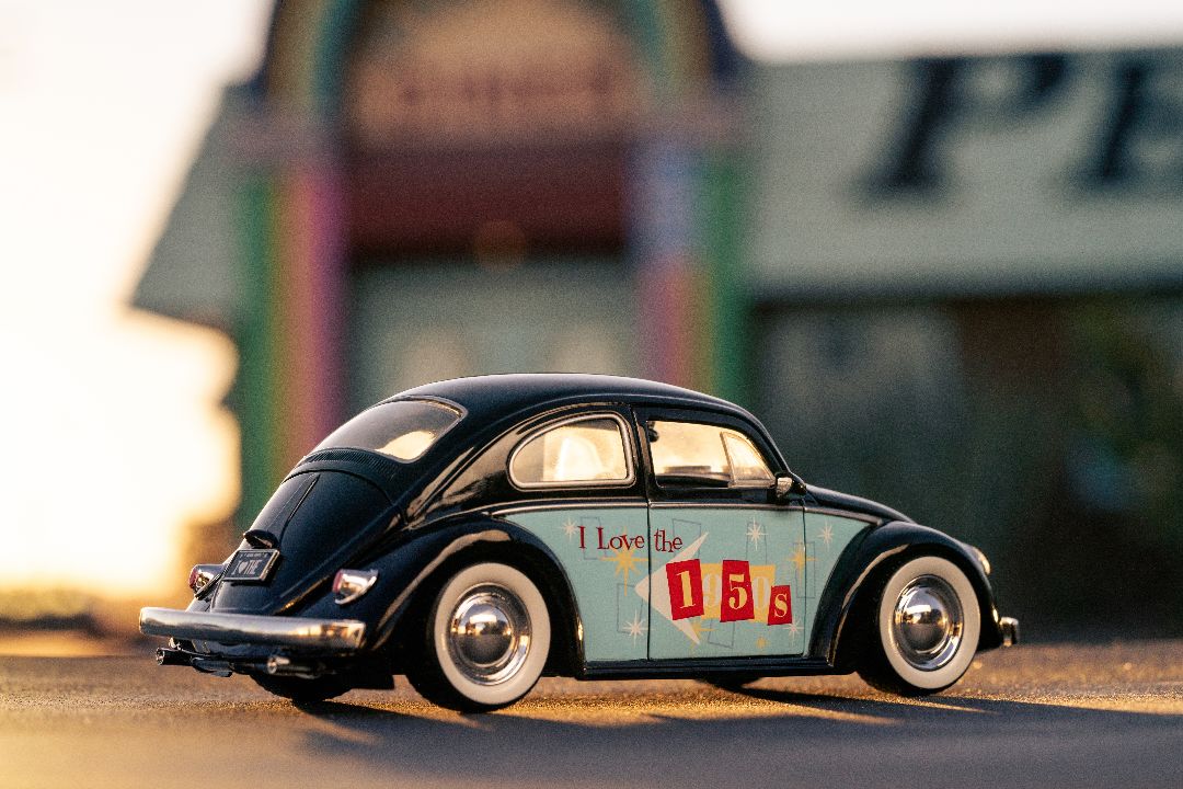 Jada I Love the 50's 1959 Volkswagen Beetle (1:24)